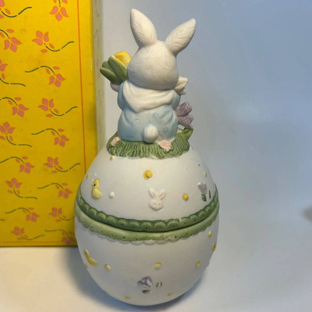 Easter Avenue Bunny Rabbit Figurine Trinket Box Happy Easter Egg Decor 6